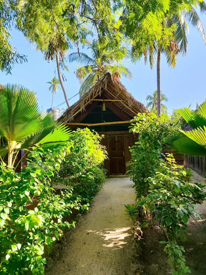 Ostello Your Zanzibar Place *